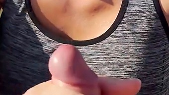 Suuseksi Ja Kasvojen Videokokoelma, Joka Sisältää Kasvojen Nussimista