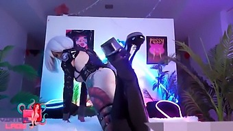 Nier Automata Virtual Woman Can'T Get Enough Of A Large Penis